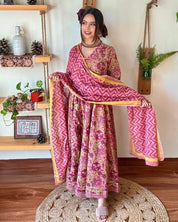 Fariha Pink Cotton Kurta Set - Param Iqbal
