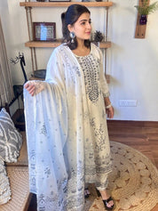 Kaveri White Cotton Kurta Set - Param Iqbal