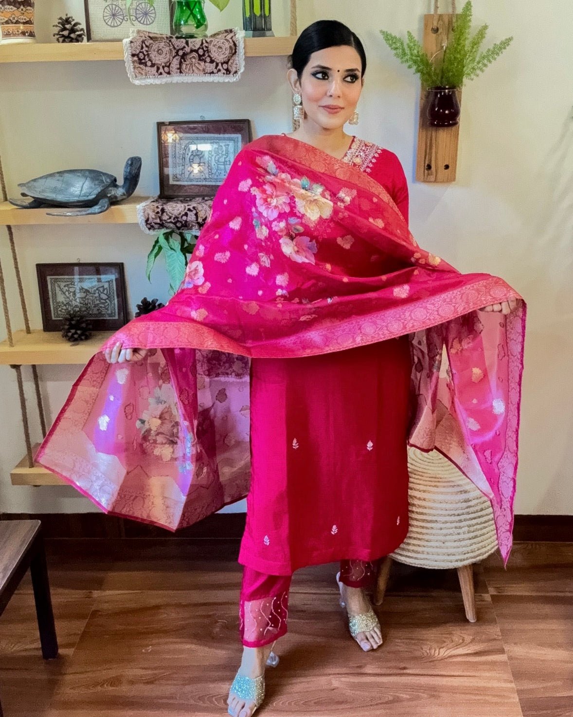 Mahnoor Pink Dola Silk Kurta Set - Param Iqbal