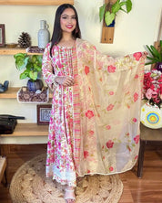 Vaanya White Cotton Kurta Set - Param Iqbal