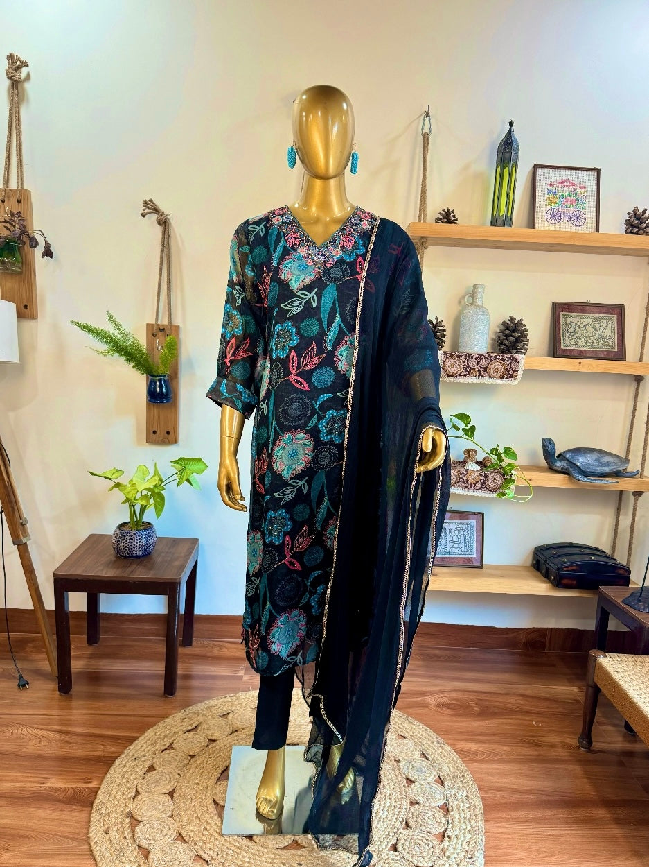 Zeenat black organza suit | Param Iqbal 