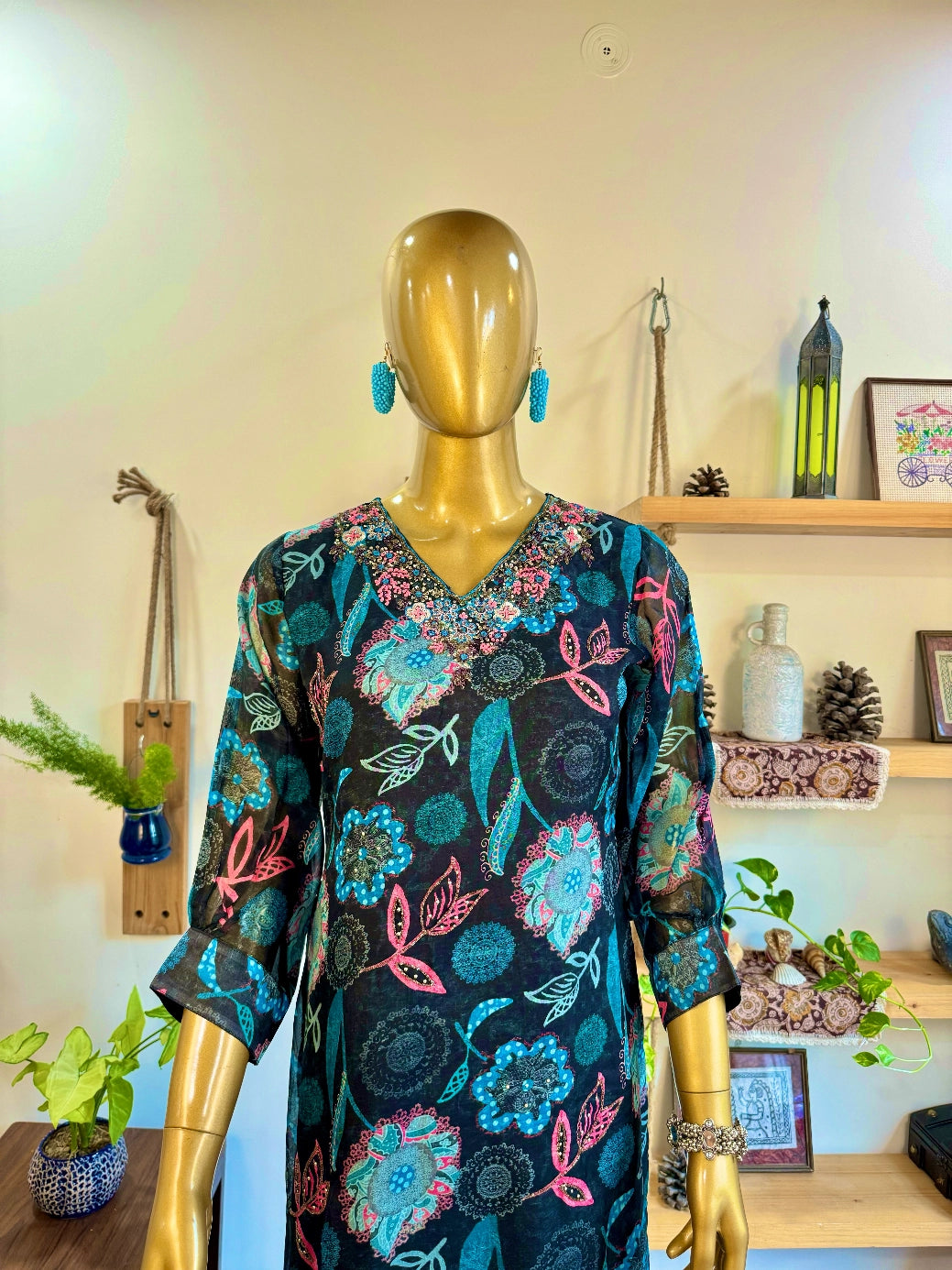 Zeenat black organza suit | Param Iqbal 