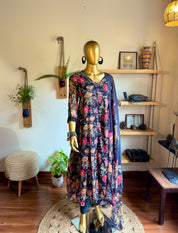 Faheeda Black Chiffon Suit | Param Iqbal