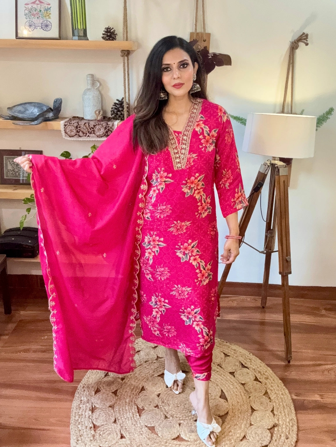 Alizeh Pink Muslin Suit