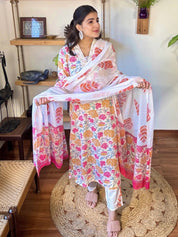 Aadhya Cream Cotton Kurta Set - Param Iqbal