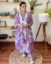 Aaliyah White Cotton Kurta Set - Param Iqbal