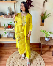 Asma Lime Green Roman Silk Kurta Set - Param Iqbal