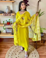 Asma Lime Green Roman Silk Kurta Set - Param Iqbal