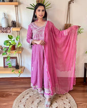 Faizah Pink Cotton Kurta Set - Param Iqbal