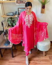 Fiza Pink Russian Silk Kurta Set - Param Iqbal