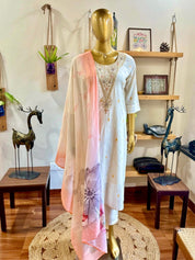 Haniya Cream Cotton Kurta Set - Param Iqbal