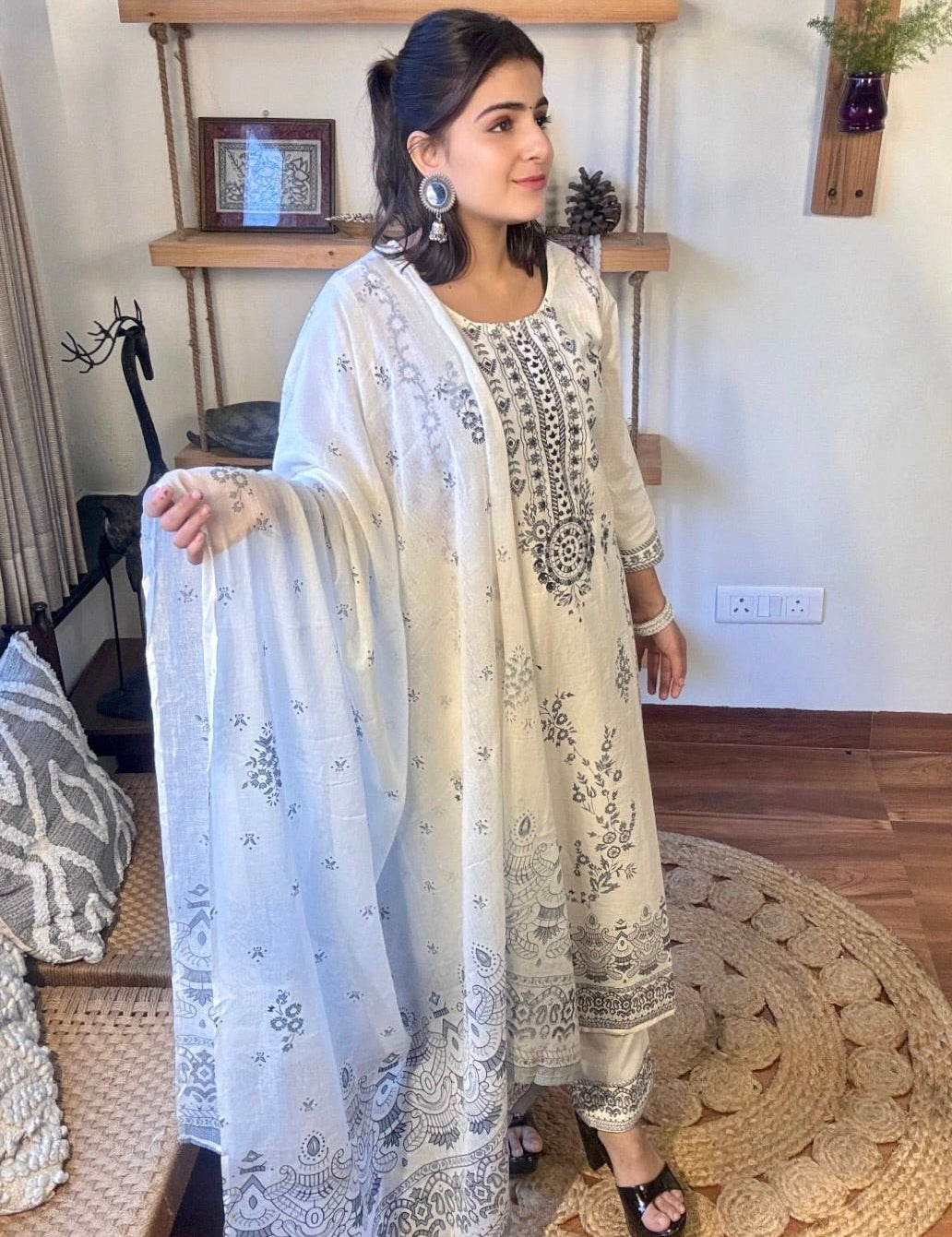 Kaveri White Cotton Kurta Set - Param Iqbal