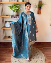 Naaira Teal Blue Silk Kurta Set - Param Iqbal