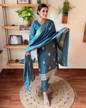 Naaira Teal Blue Silk Kurta Set - Param Iqbal