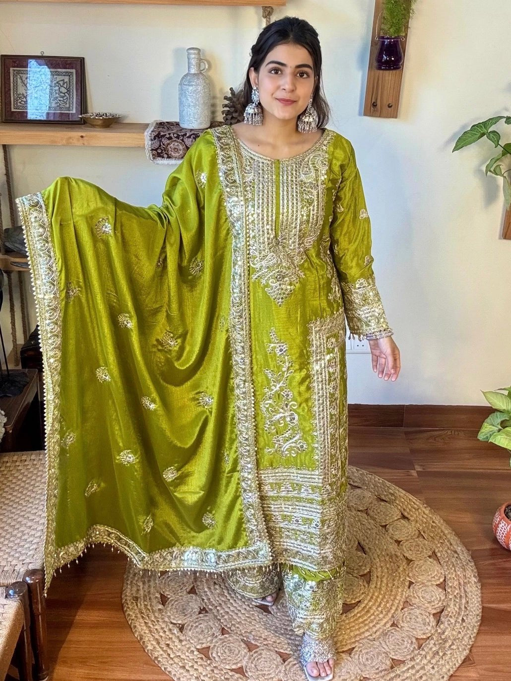 Naaz Mehendi Green Kurta Set - Param Iqbal