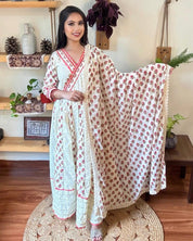 Niloufar white Cotton Kurta Set - Param Iqbal