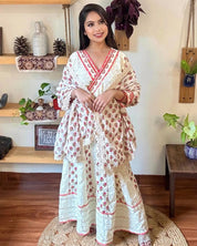 Niloufar white Cotton Kurta Set - Param Iqbal