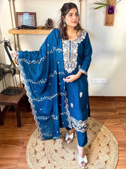 Parveen Blue Roman Silk Kurta Set - Param Iqbal