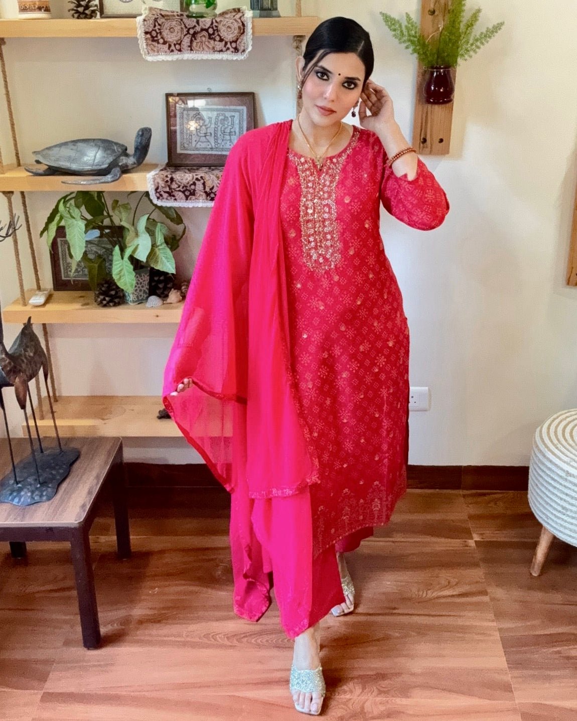 Saira Pink Muslin Kurta Set - Param Iqbal