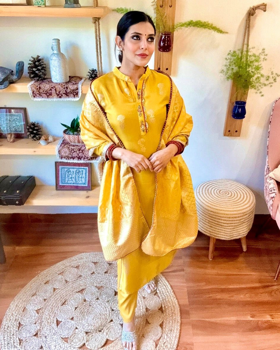 Shabana Yellow Banarasi Silk Kurta Set - Param Iqbal