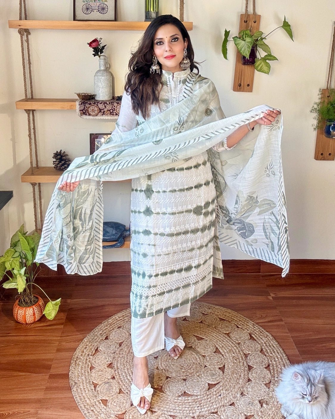 Tara White Cotton Kurta Set - Param Iqbal